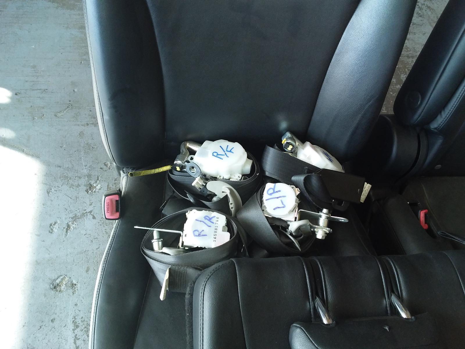 2009 Toyota Kluger Complete Interior View Auto part Complete Interior Toyota Kluger 2009