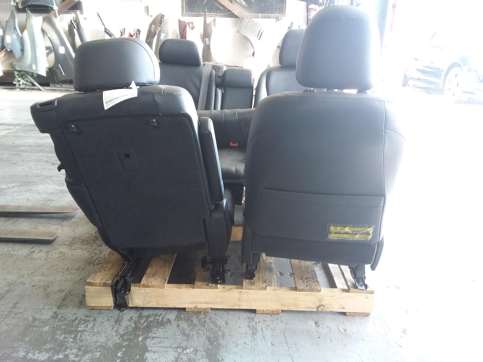 2009 Toyota Kluger Complete Interior View Auto part Complete Interior Toyota Kluger 2009