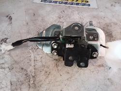 View Auto part Door/Boot/Gate Lock Toyota Kluger 2009
