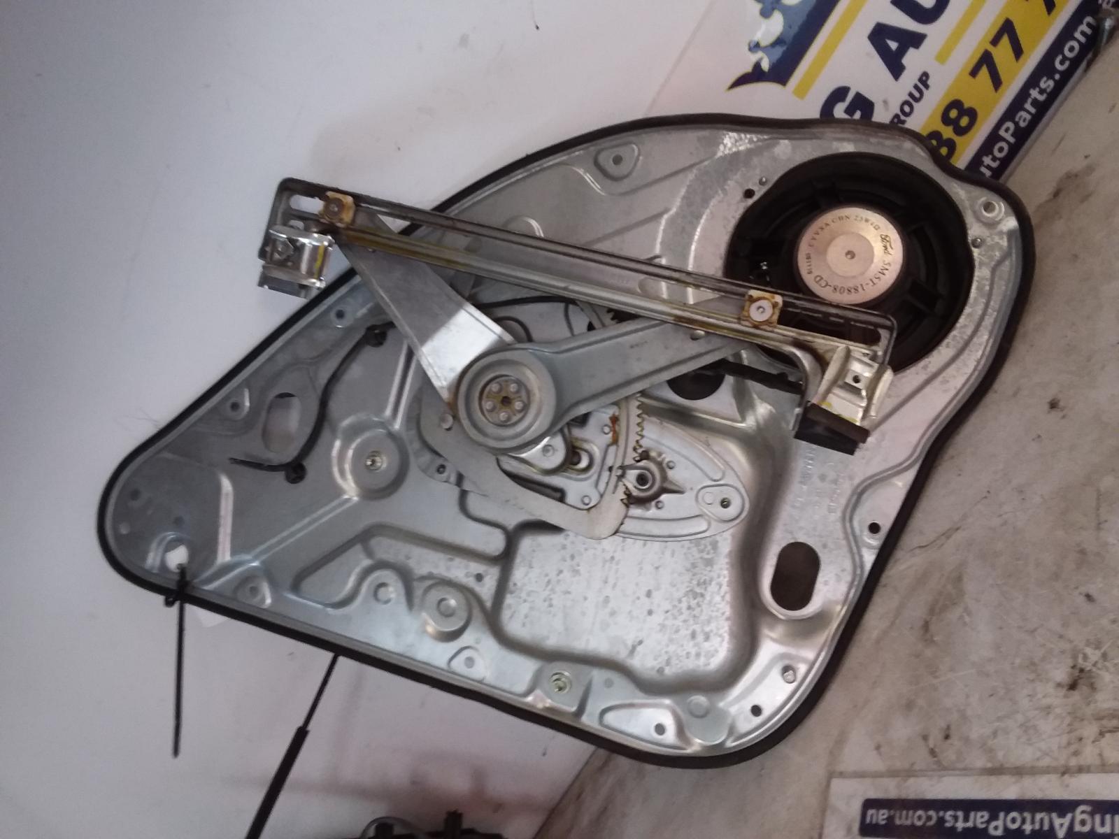 View Auto part Left Rear Wnd Reg/Motor Ford Focus 2008