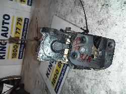 View Auto part Door/Boot/Gate Lock Mazda 323 2000
