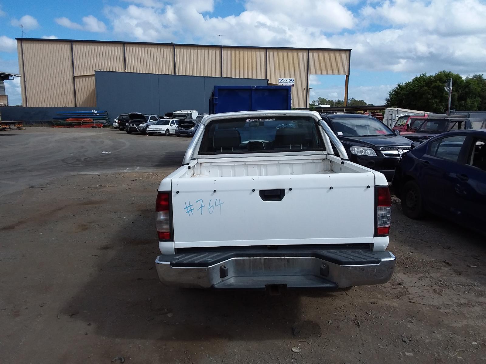 View Auto part Pwr Dr Wind Switch Nissan Navara 2010