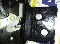 View Auto part Door/Boot/Gate Lock Mazda 3 2006