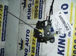 View Auto part Door/Boot/Gate Lock Mazda 3 2006