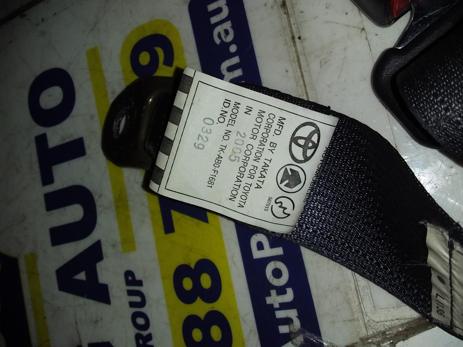View Auto part Seatbelt/Stalk Toyota Corolla 2005