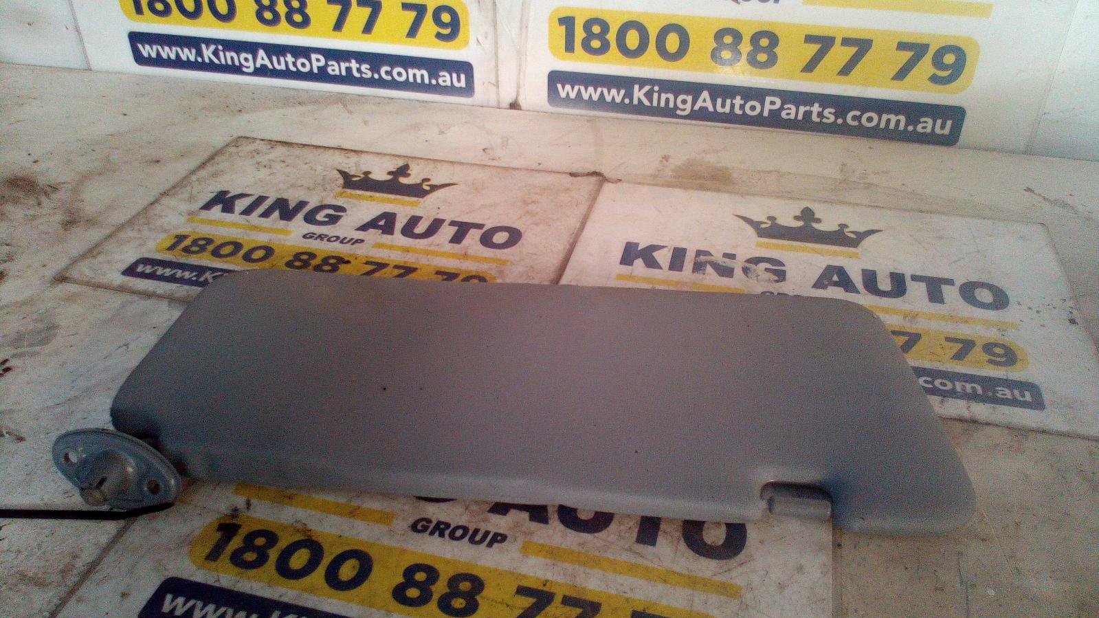 View Auto part Sunvisor Toyota Rav4 2001