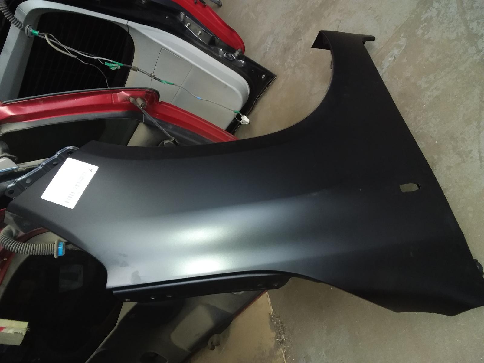 2018 Toyota Hilux Right Guard View Auto part Right Guard Toyota Hilux 2018