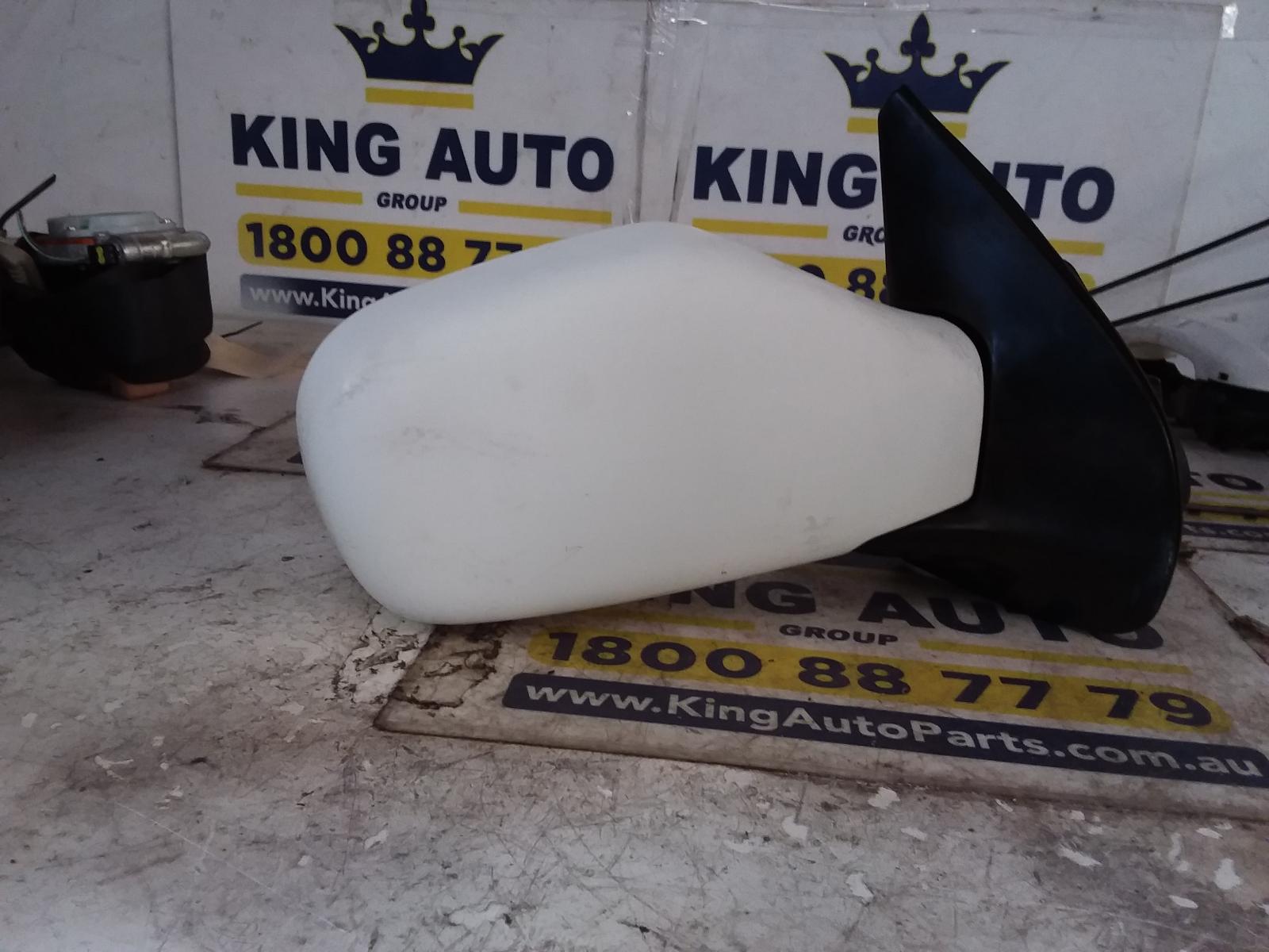 2003 Holden Cruze Right Door Mirror View Auto part Right Door Mirror Holden Cruze 2003
