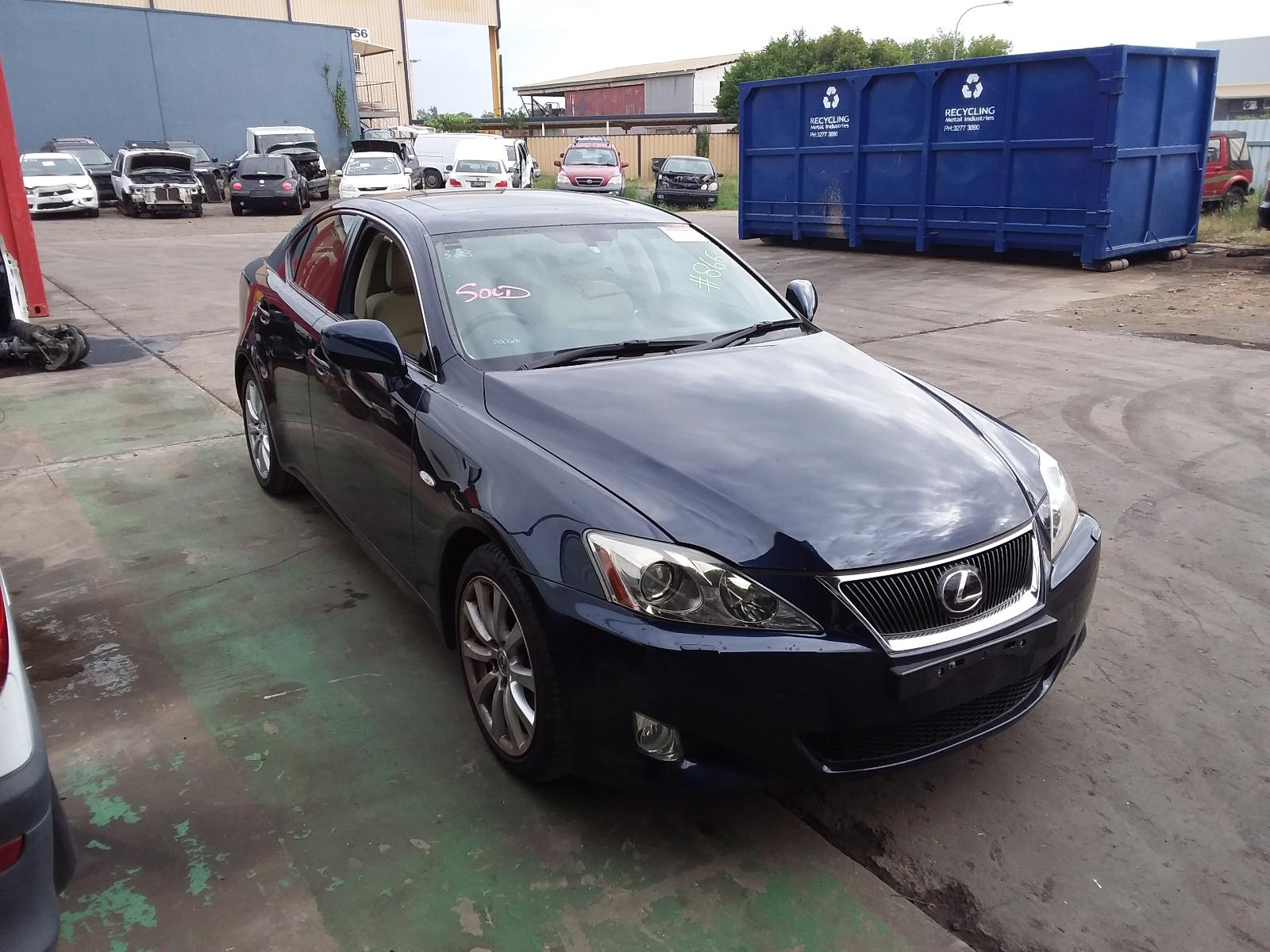 View Auto part Left Taillight Lexus Is250/is250c 2006