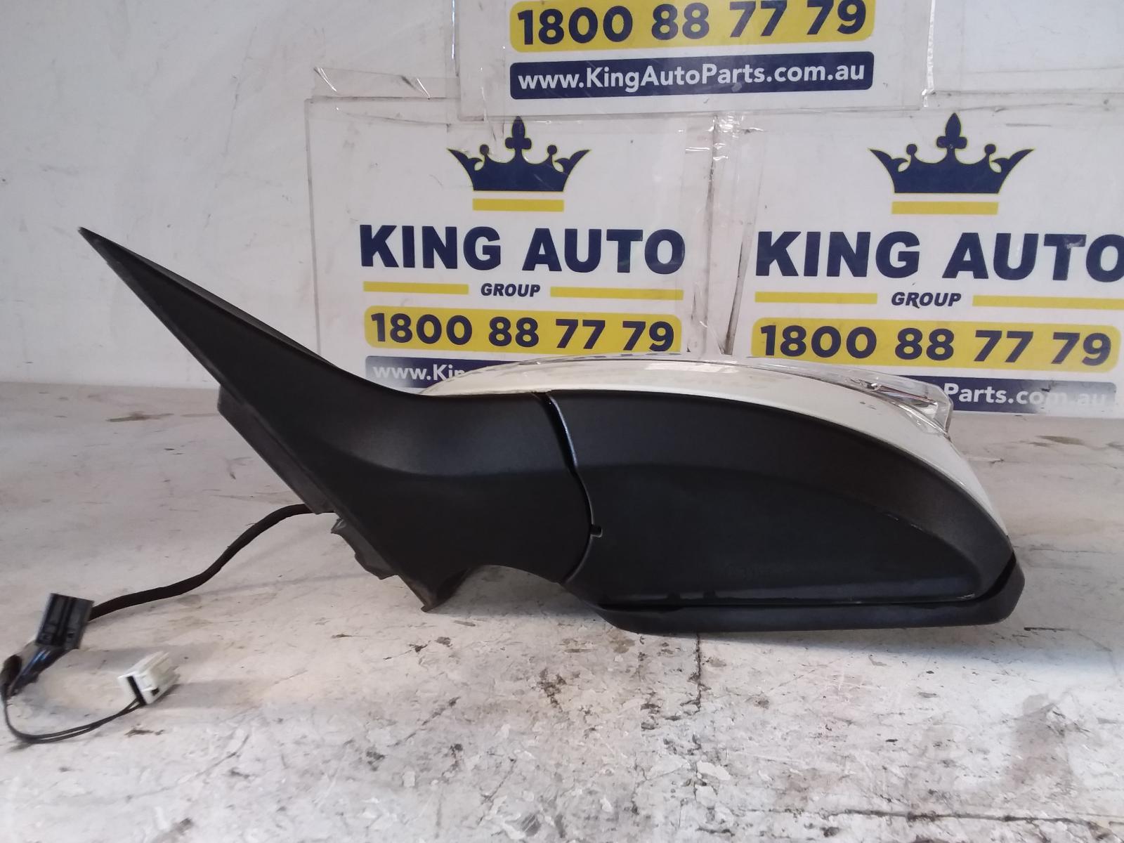 View Auto part Left Door Mirror Mercedes C Class 2008