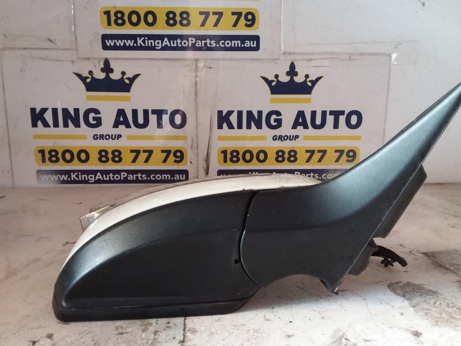 View Auto part Right Door Mirror Mercedes C Class 2008