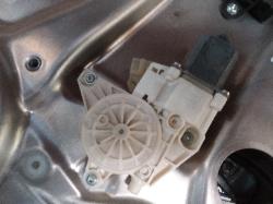 View Auto part Left Rear Wnd Reg/Motor Mercedes C Class 2008