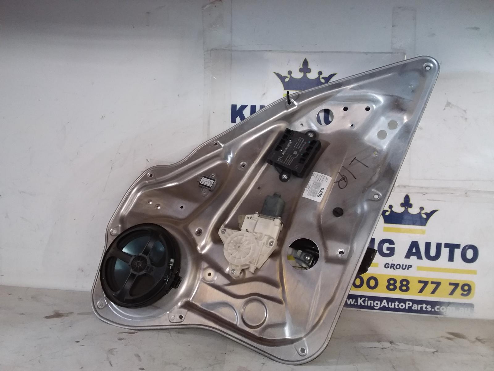 View Auto part Left Rear Wnd Reg/Motor Mercedes C Class 2008