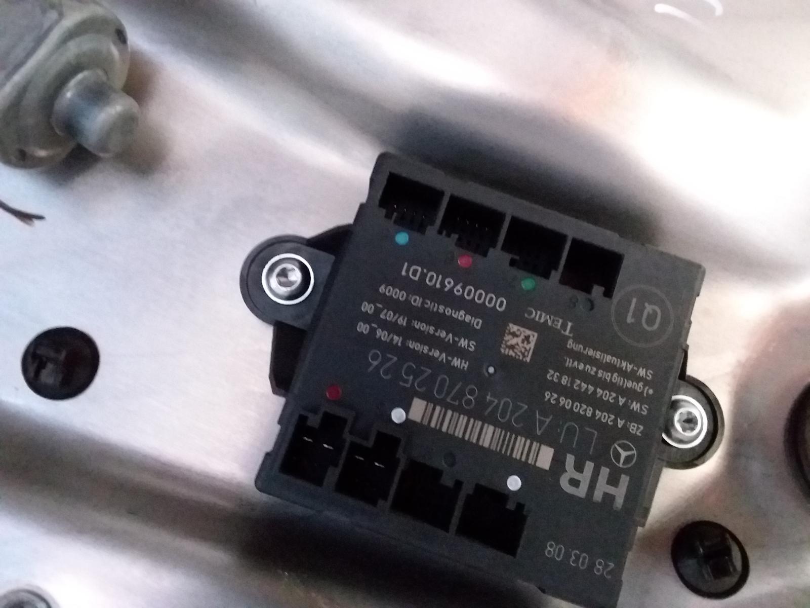 View Auto part Right Rear Wnd Reg/Motor Mercedes C Class 2008