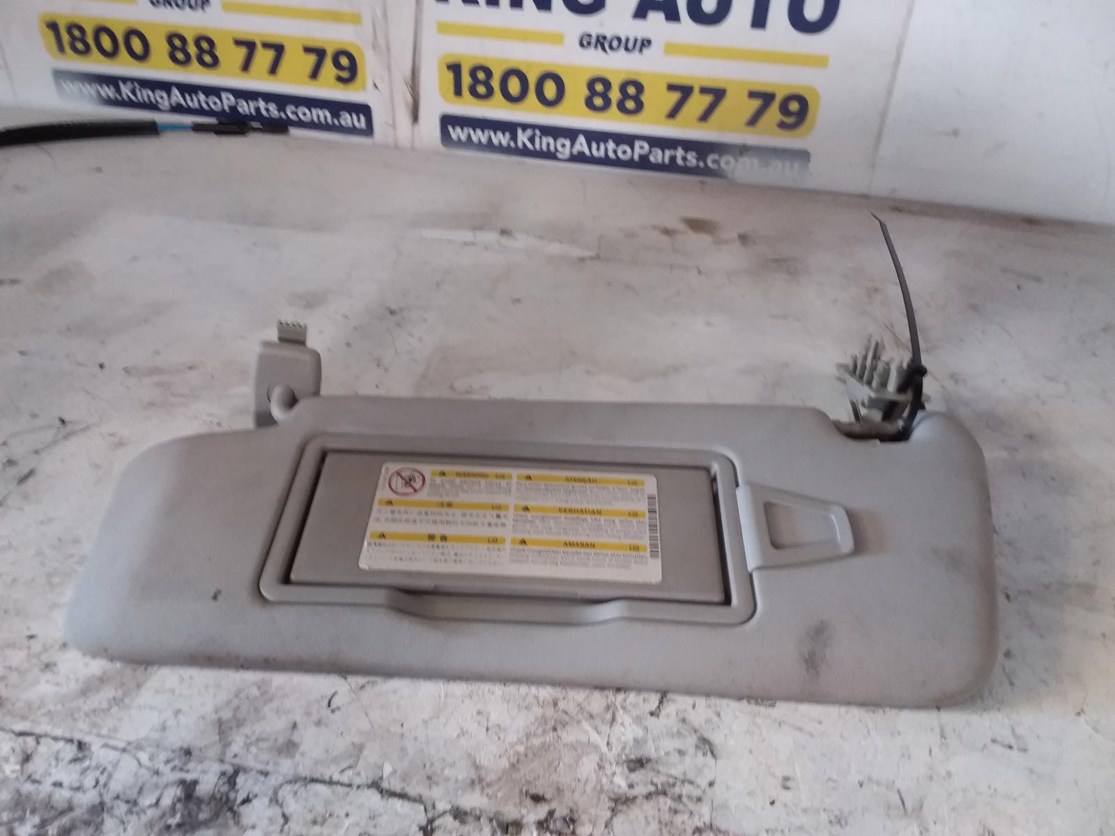 View Auto part Sunvisor Mercedes C Class 2008