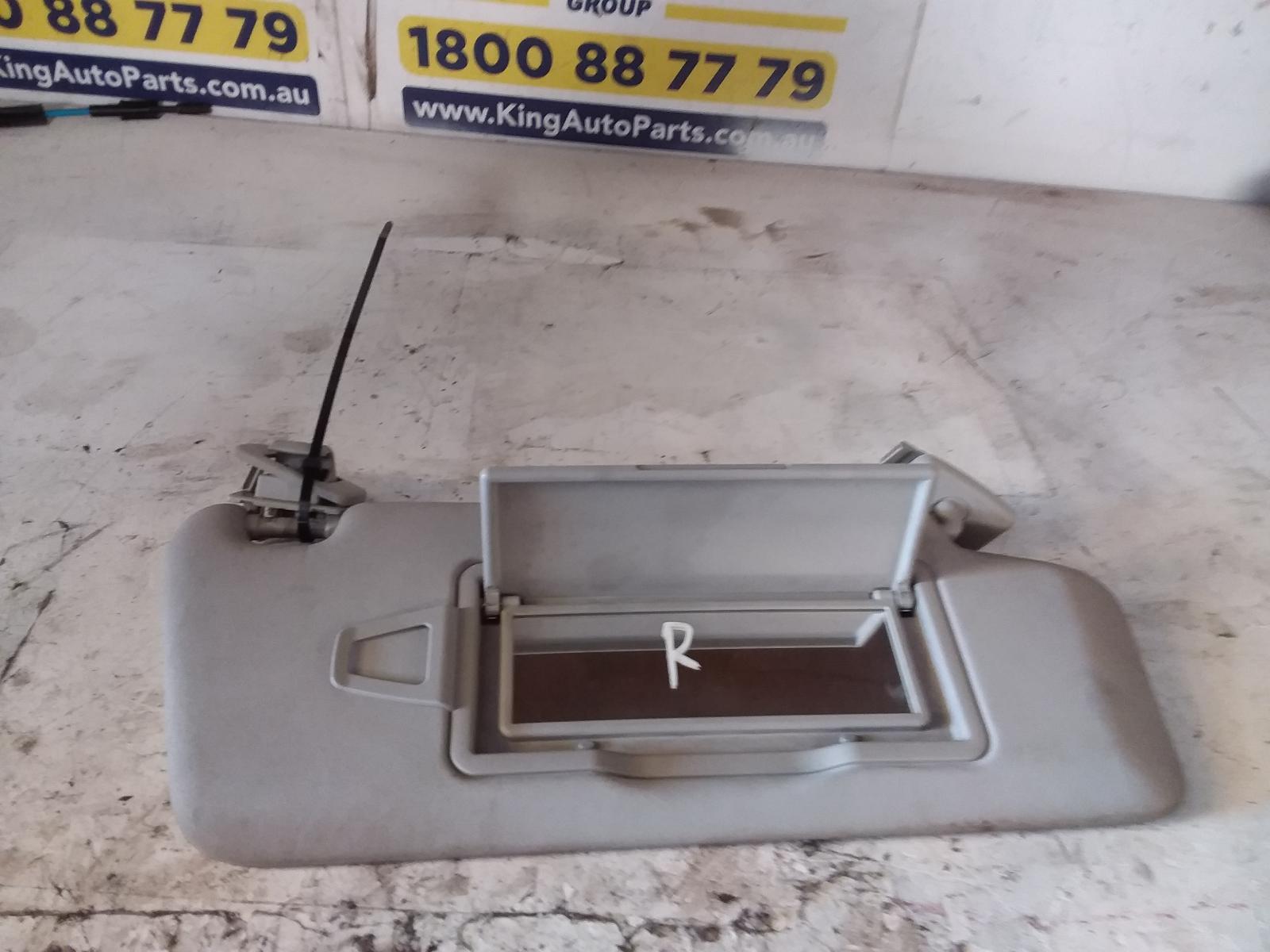 View Auto part Sunvisor Mercedes C Class 2008