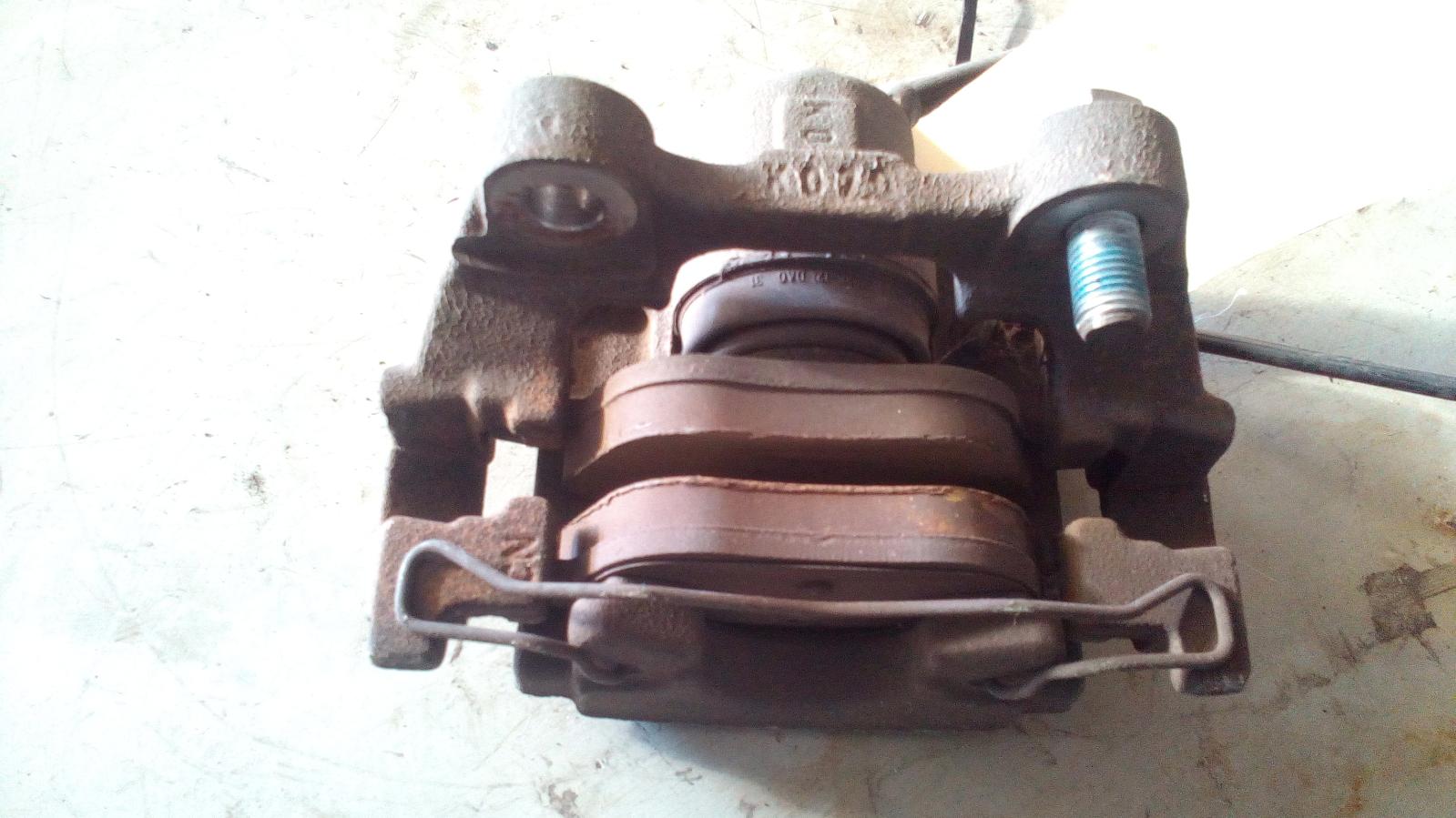 View Auto part Caliper Mercedes C Class 2008