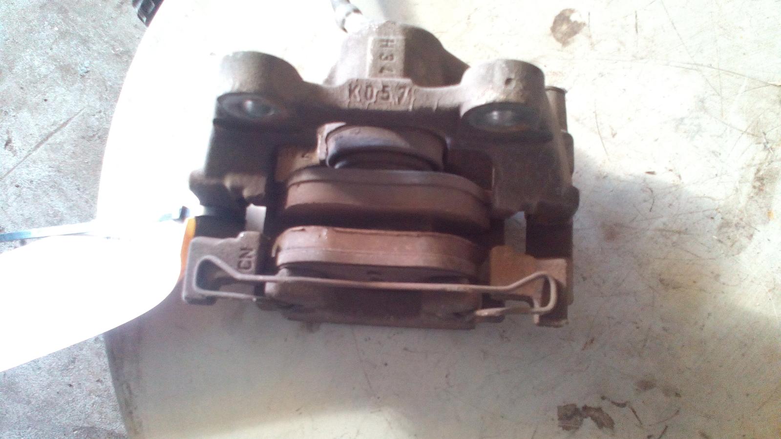 View Auto part Caliper Mercedes C Class 2008