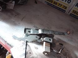 View Auto part Left Rear Wnd Reg/Motor Mazda 323 2001