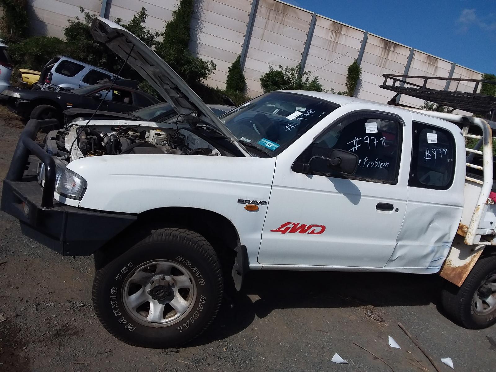 View Auto part Alternator Mazda Bravo 2002