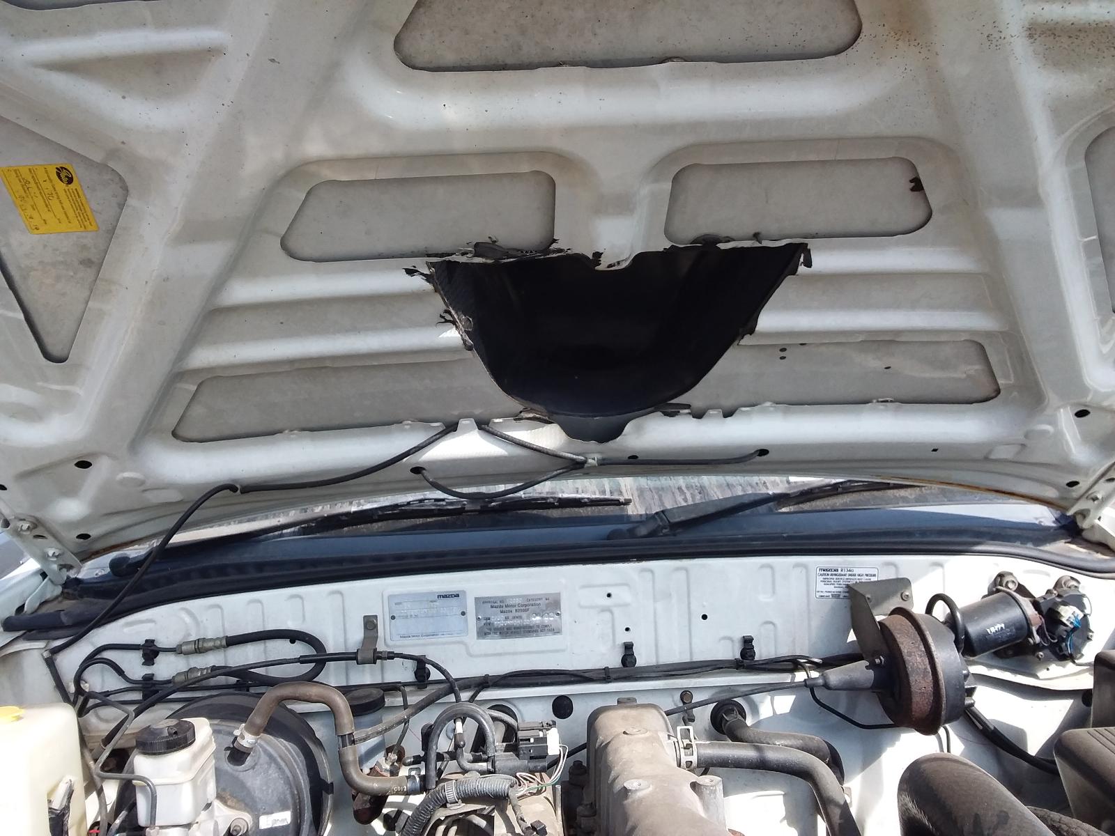 View Auto part Alternator Mazda Bravo 2002