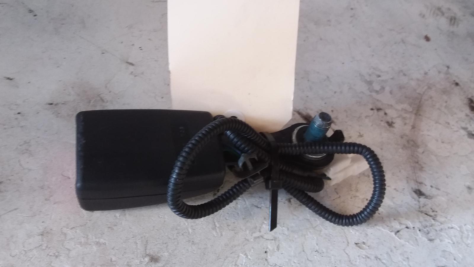 View Auto part Seatbelt/Stalk Kia Rondo 2013